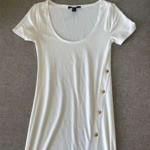 White fitted t-shirt dress
